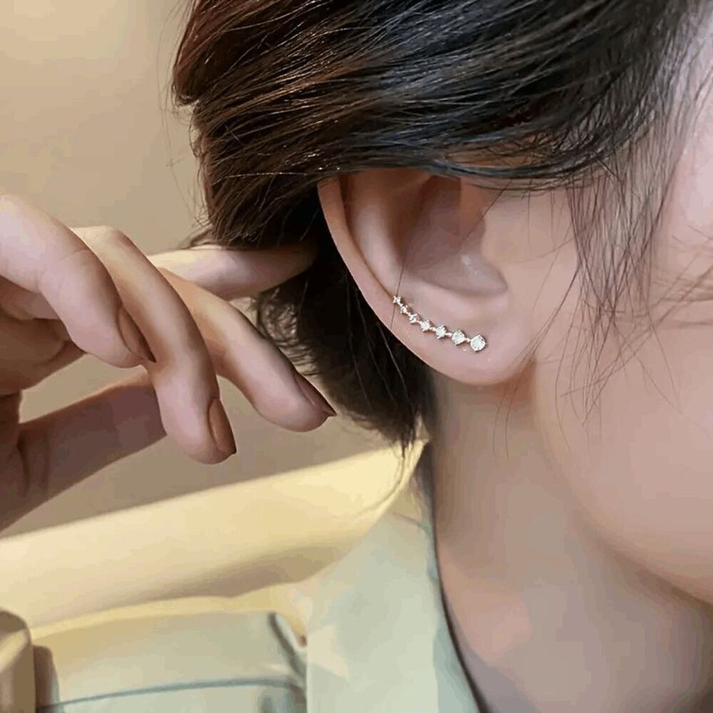 Diamond Ear Crawler Ear Hugger Earrings
